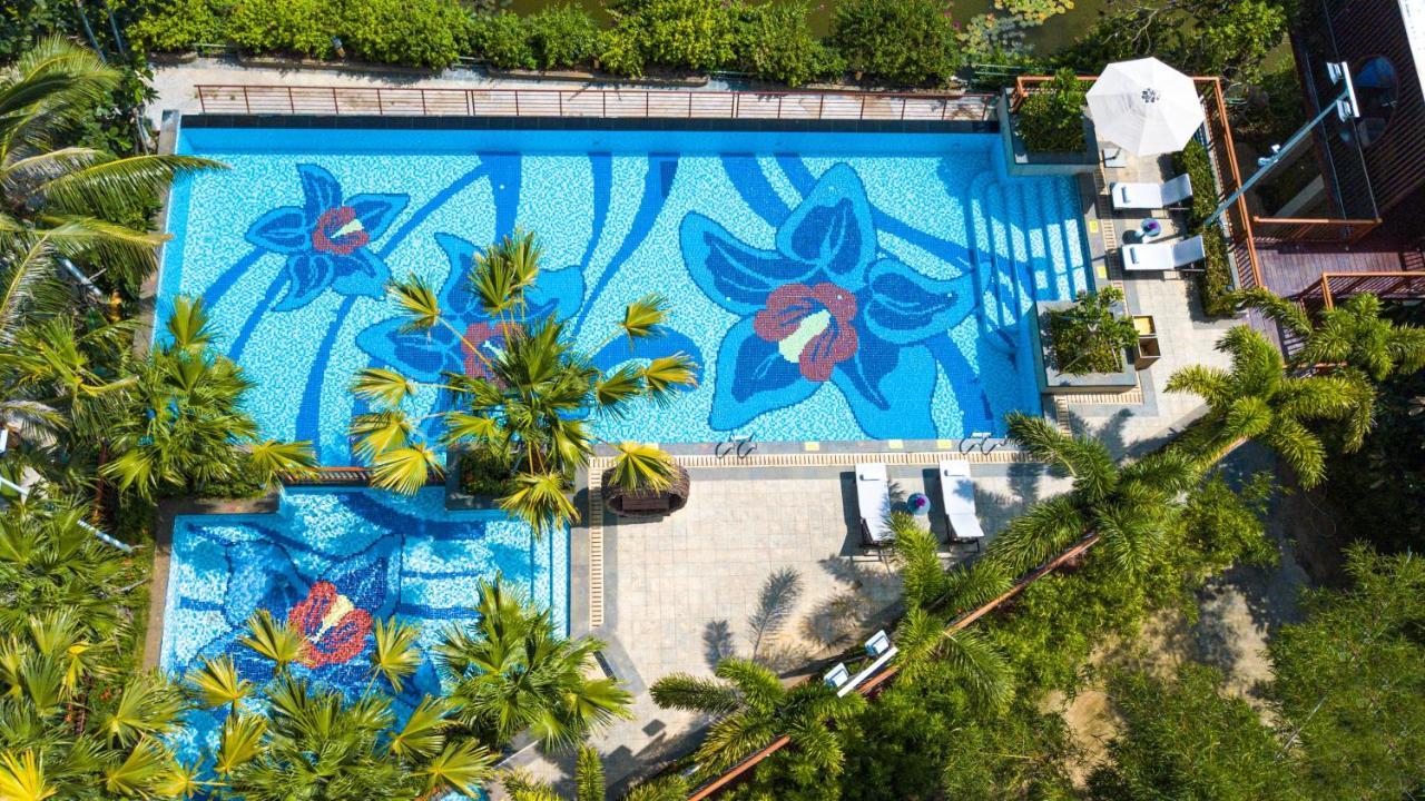 Holiday Inn & Suites Sanya Yalong Bay Exterior photo